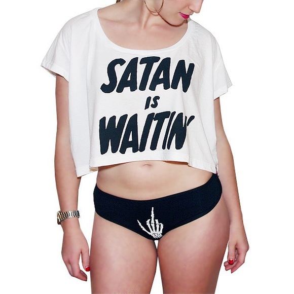 Creep street crop top - Picture 1 of 5